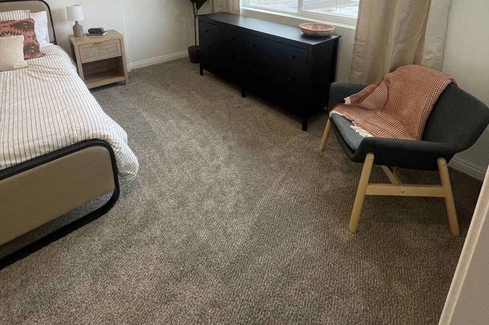 Photo of Bedroom in Lander