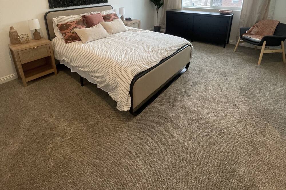 Photo of Bedroom in Lander