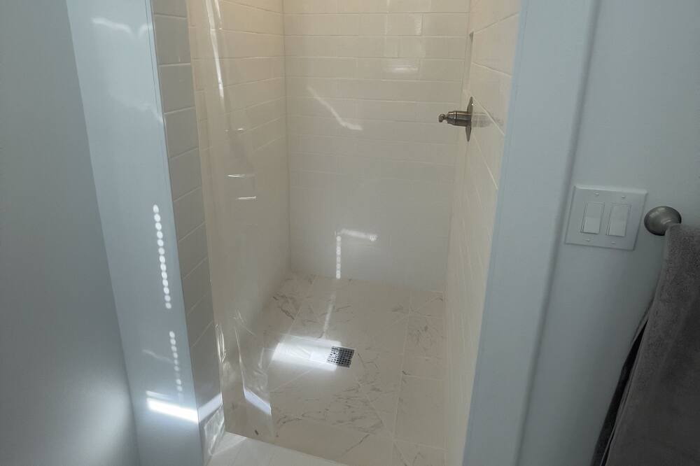 Photo of Others in Lander