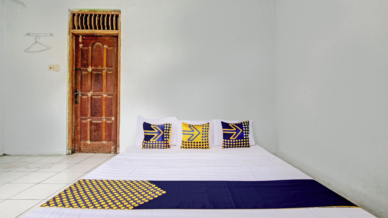 Photo of Bedroom in Ngemplak