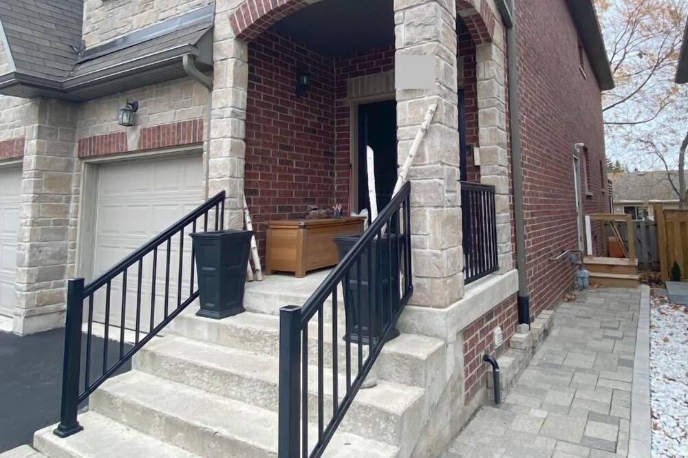 Photo of Outdoor in Lakeview