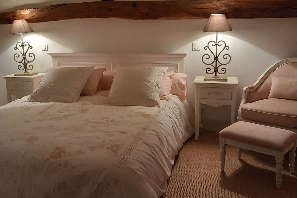 Photo of Bedroom in Joue-du-Plain