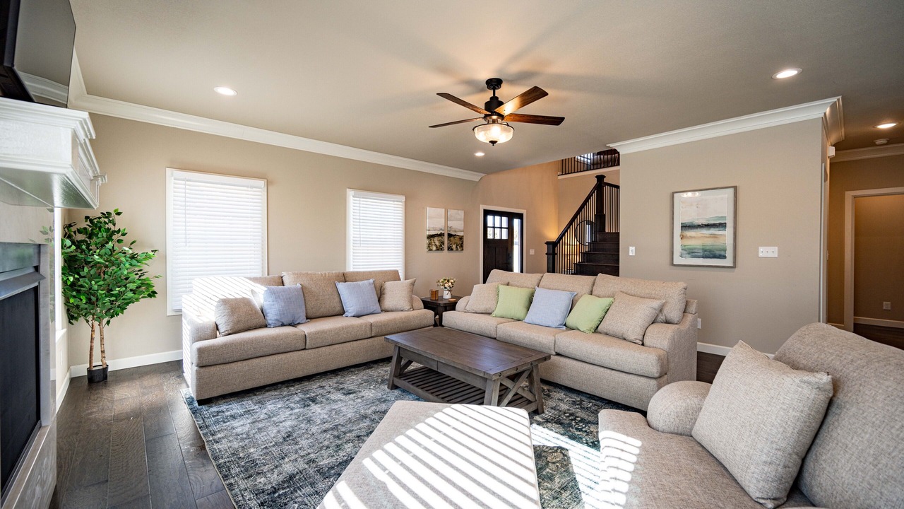 Photo of Livingroom in Jenks