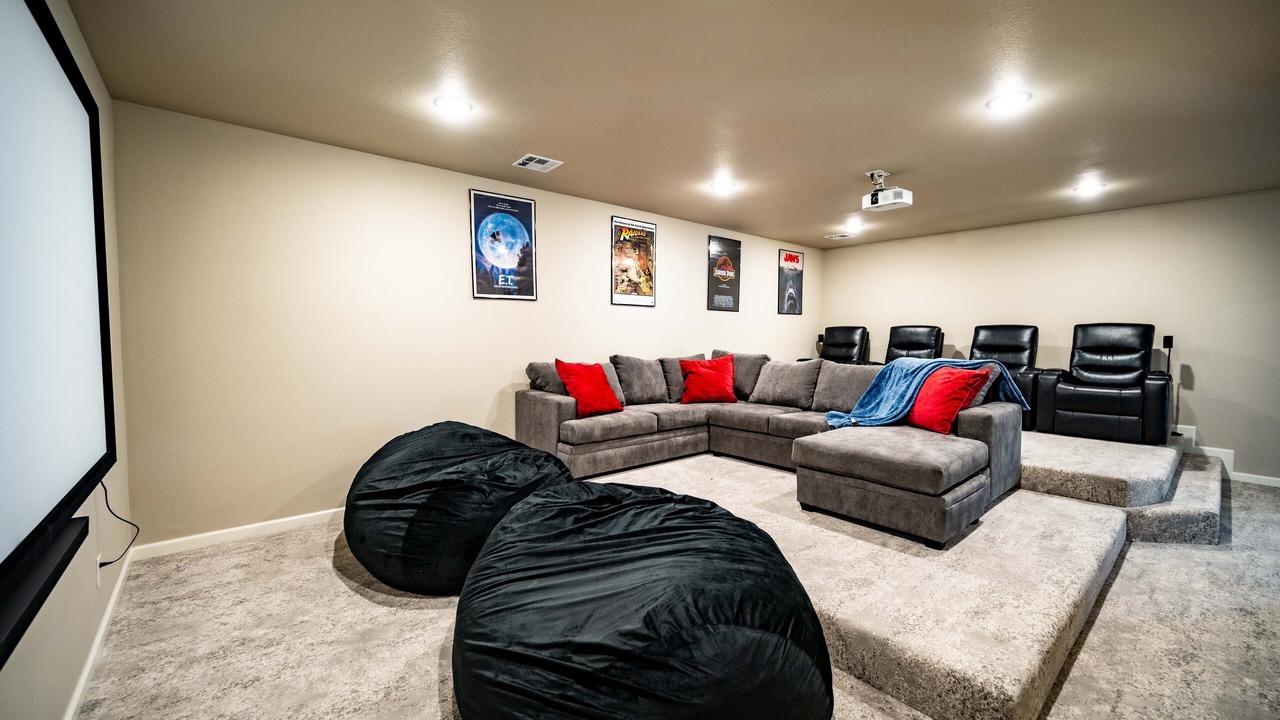 Photo of Livingroom in Jenks