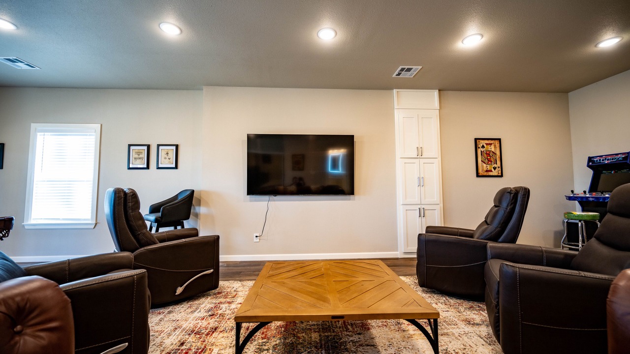 Photo of Livingroom in Jenks