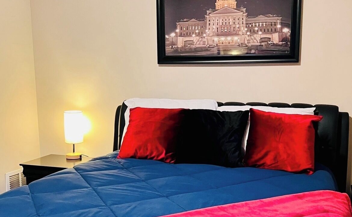 Photo of Bedroom in Downtown