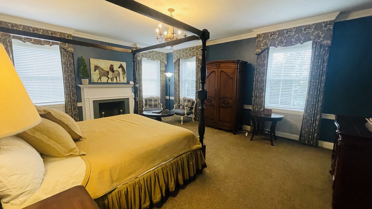 Photo of Bedroom in Clemmons
