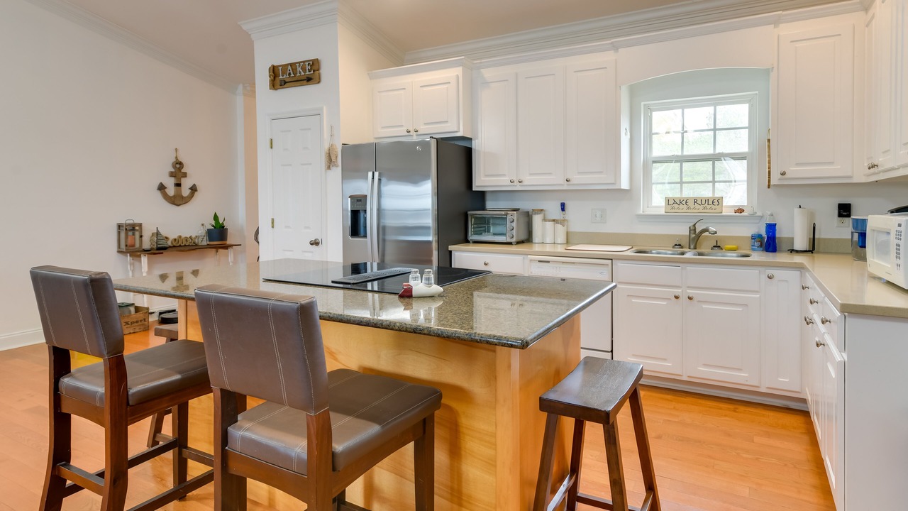 Photo of Kitchen in Cobb