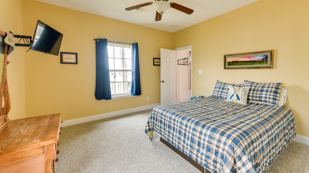 Photo of Others in Cobb