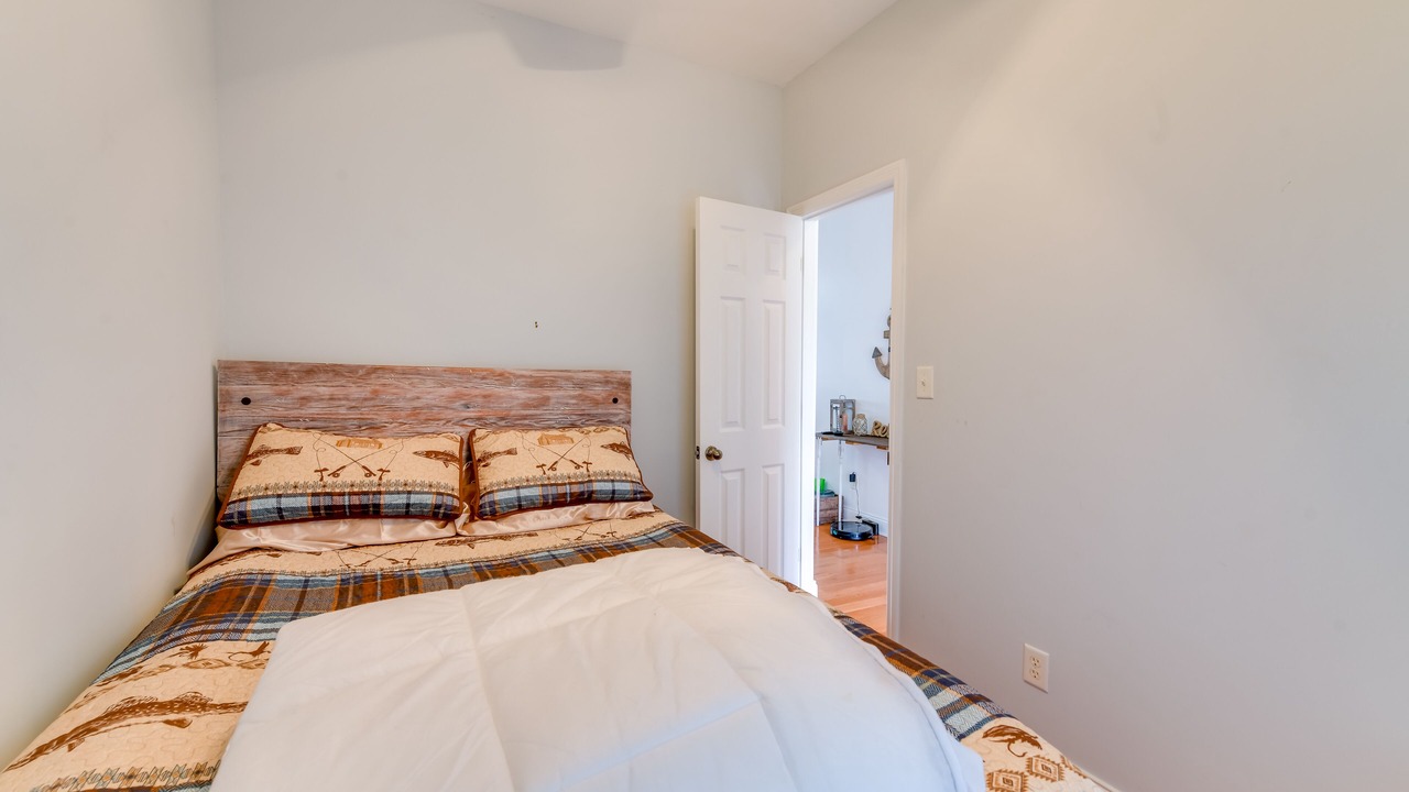 Photo of Others in Cobb