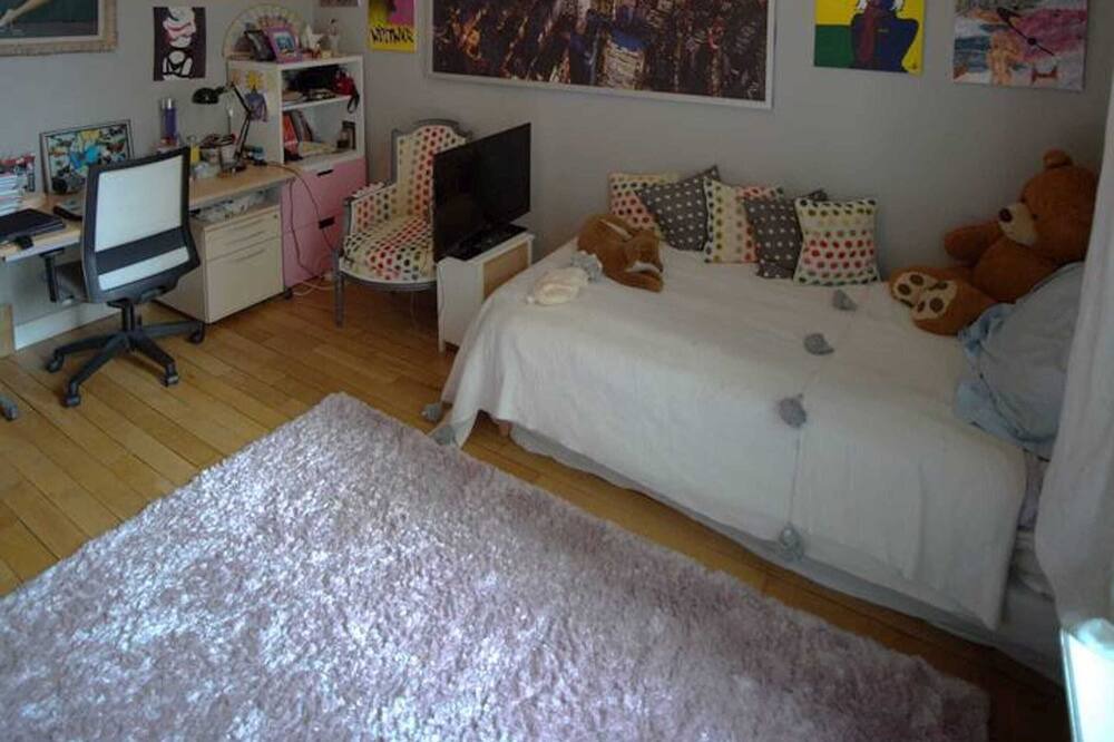 Photo of Others in Neuilly-sur-Seine