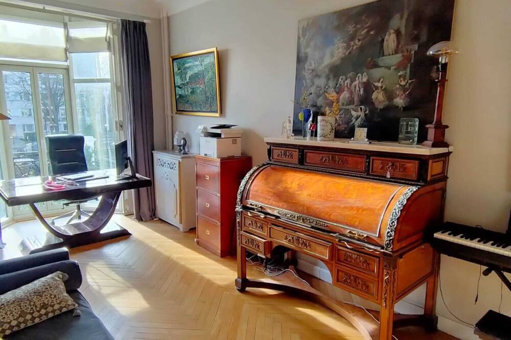 Photo of Others in Neuilly-sur-Seine