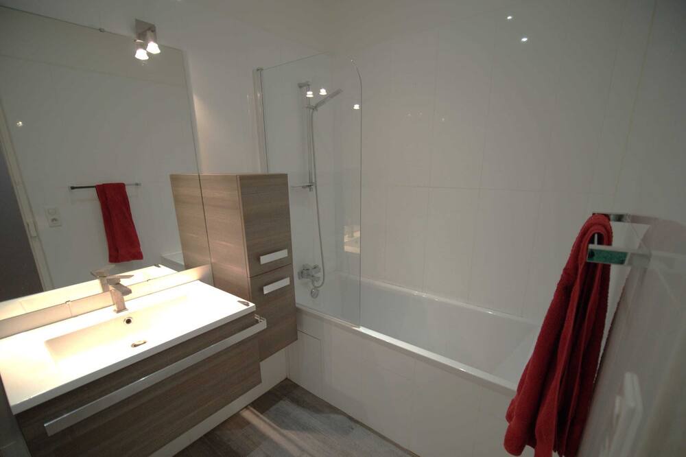 Photo of Others in Neuilly-sur-Seine