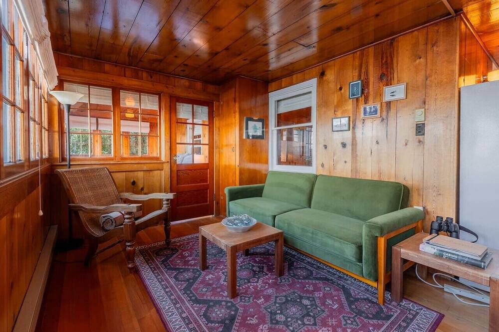 Photo of Livingroom in Greenbank