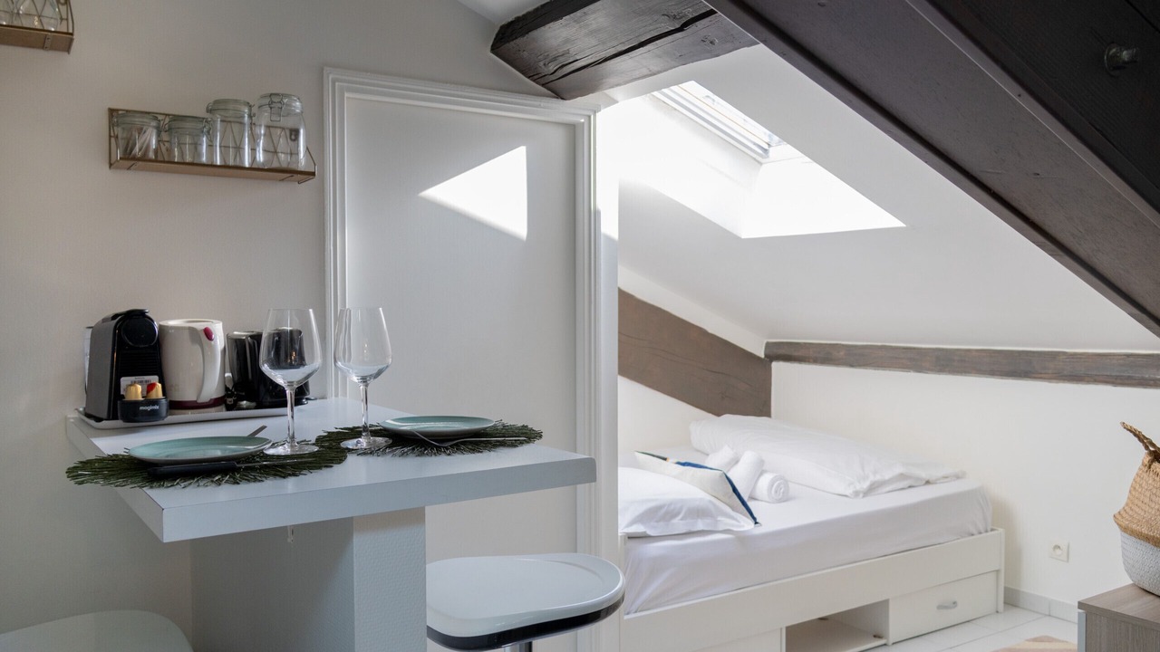 Photo of Others in 2nd Arrondissement