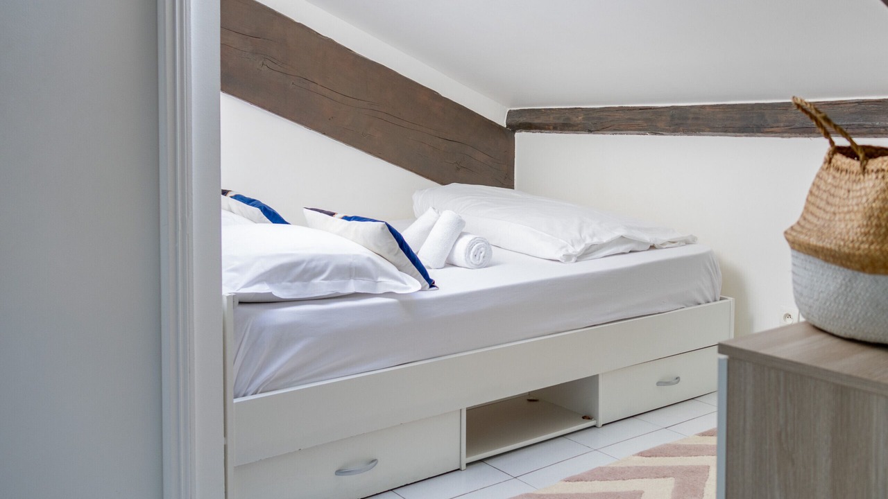 Photo of Others in 2nd Arrondissement