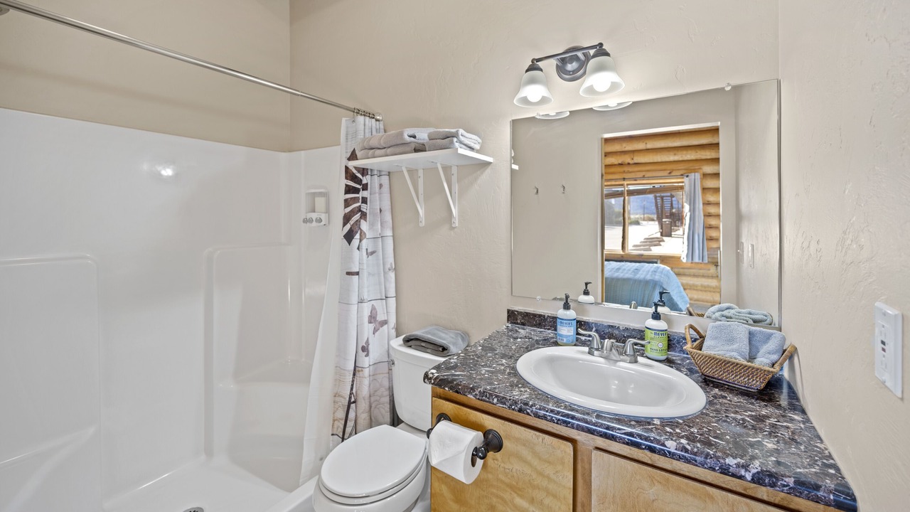 Photo of Bathroom in Escalante
