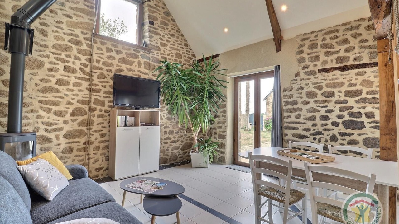 Photo of Others in Cogles