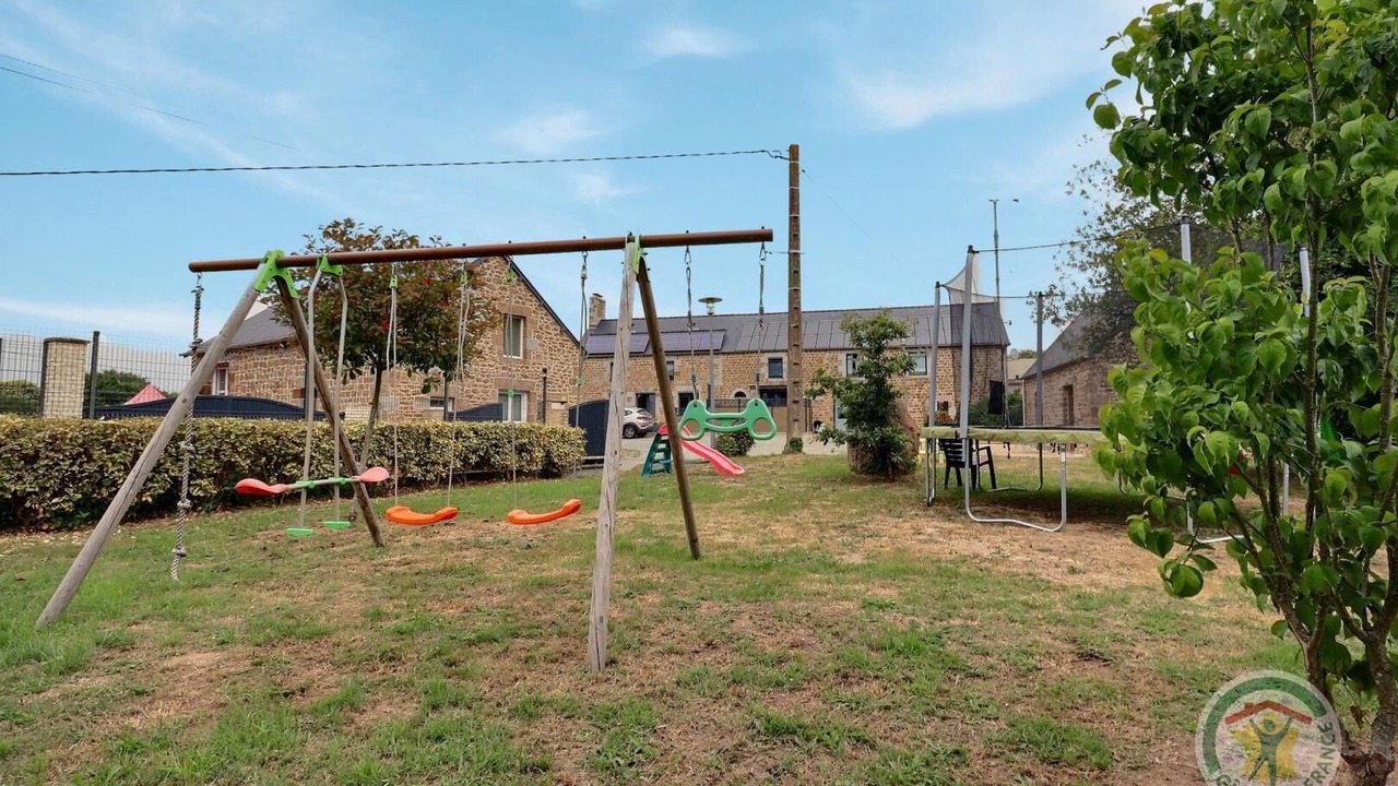 Photo of Others in Cogles