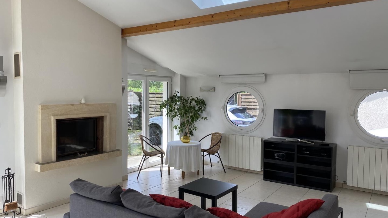 Photo of Livingroom in Avensan