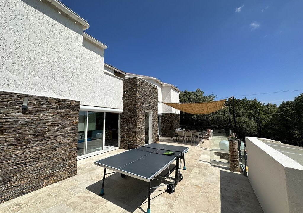 Photo of Outdoor in Saint-Martin-de-Londres