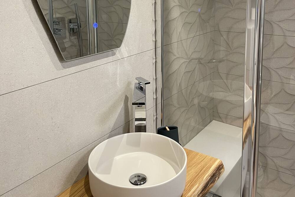 Photo of Bathroom in Hoffen