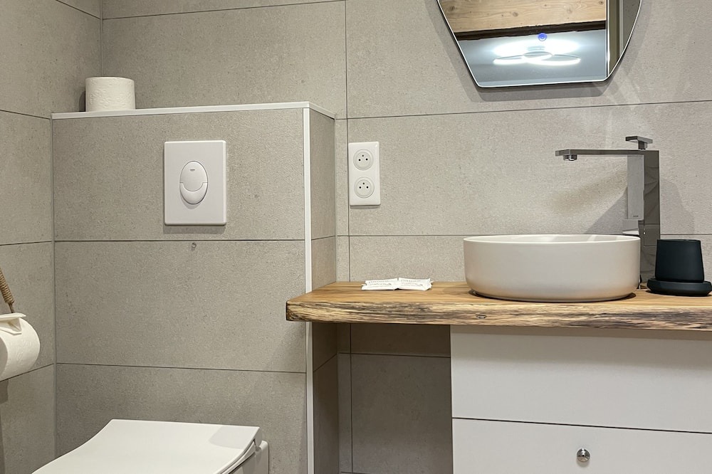 Photo of Bathroom in Hoffen