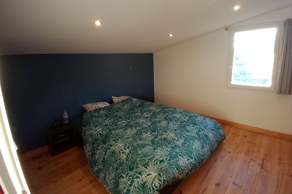 Photo of Bedroom in Brenac