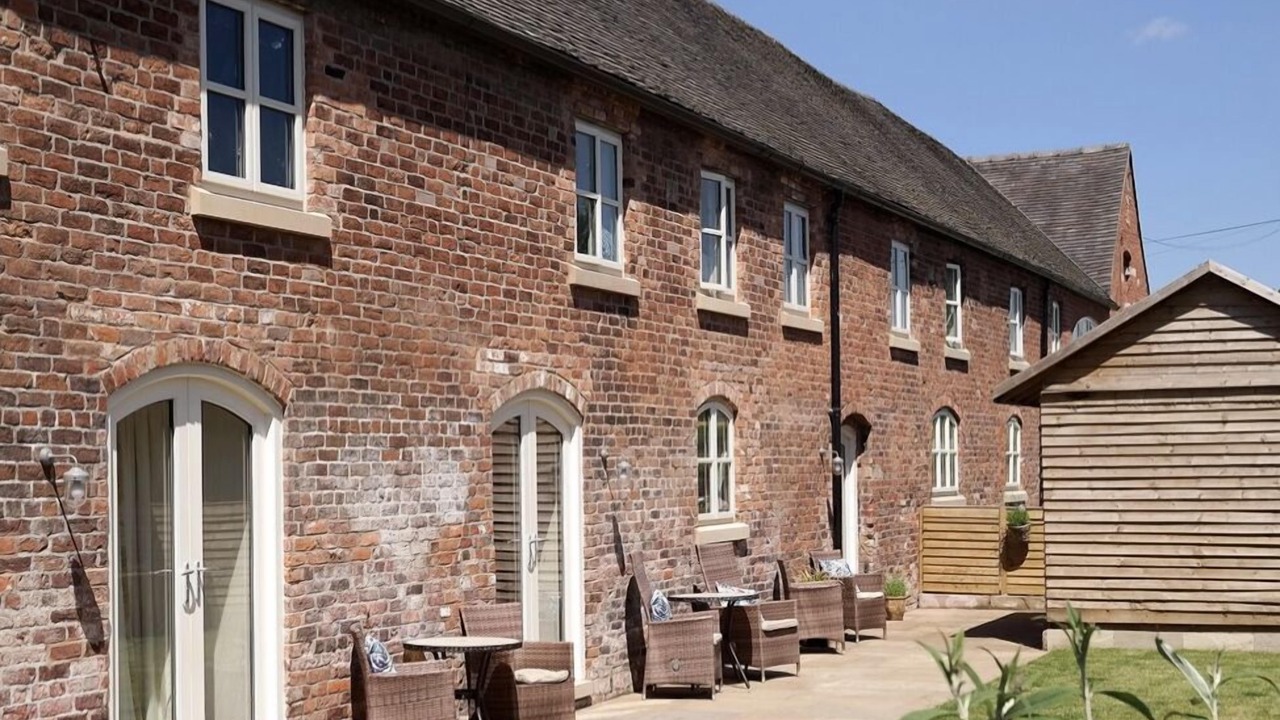 Photo of Others in Astbury