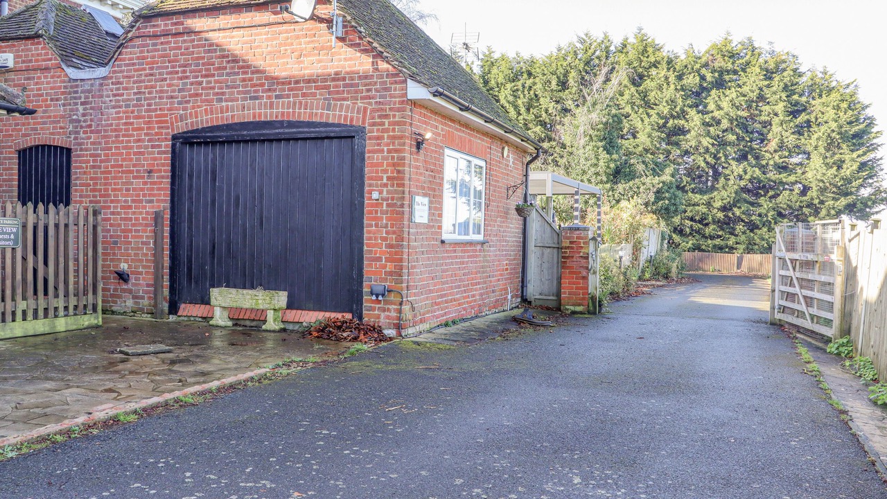 Photo of Outdoor in Graveney