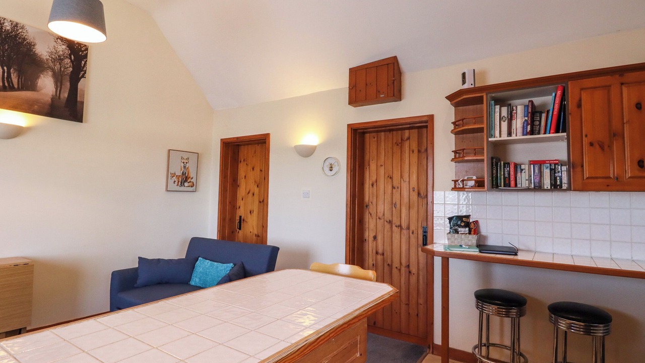 Photo of Others in Graveney