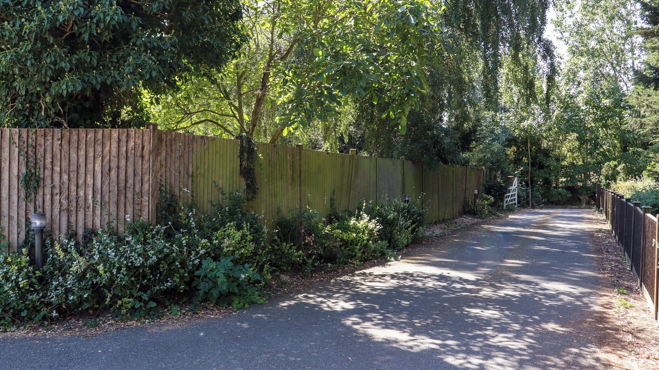 Photo of Outdoor in Graveney