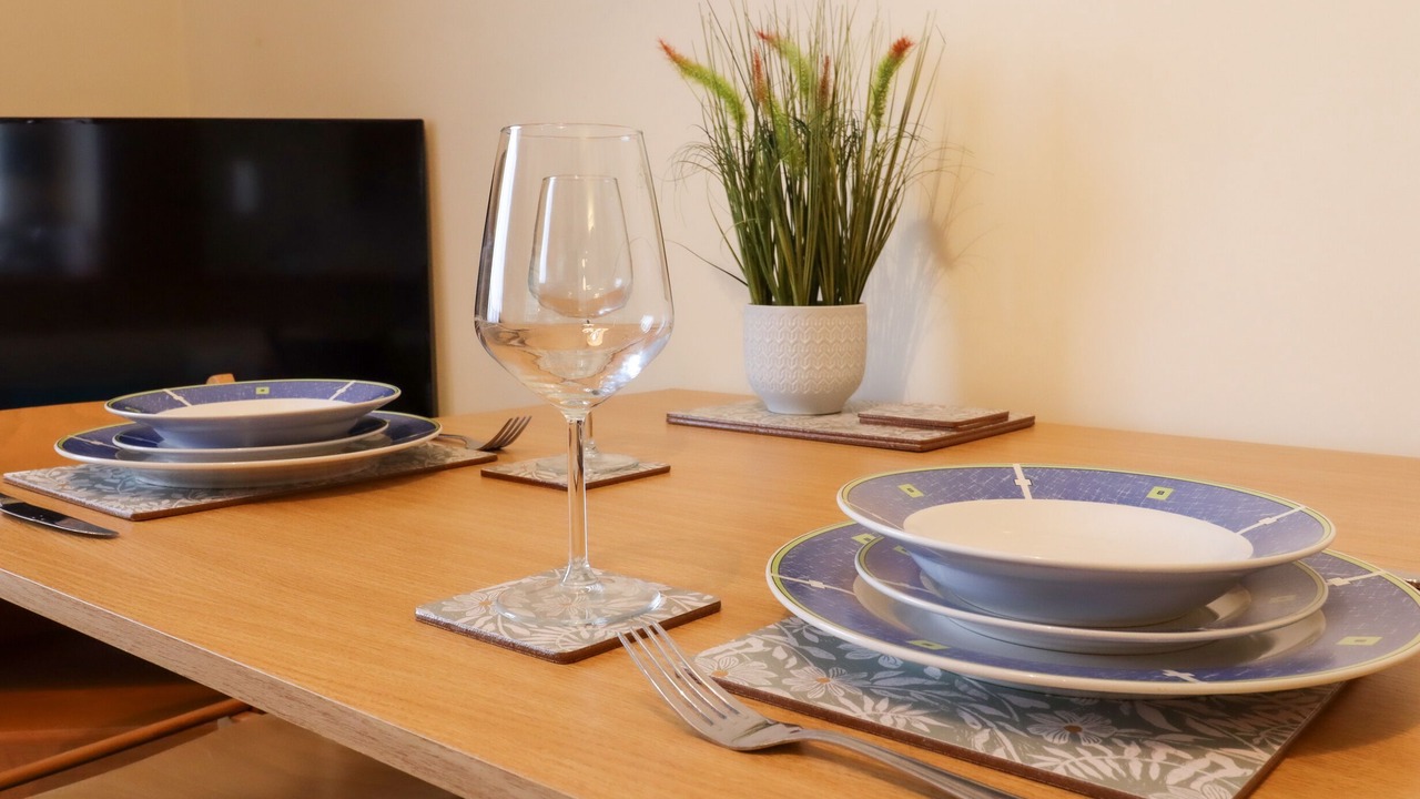 Photo of Others in Graveney