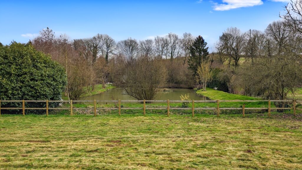 Photo of Others in Saint-Hilaire-le-Chatel