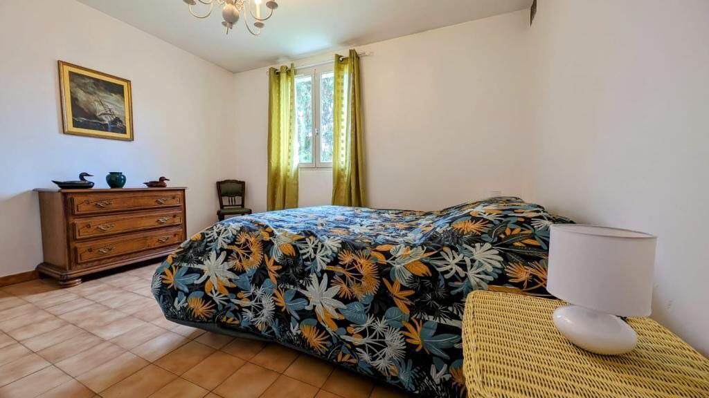 Photo of Bedroom in Saint-Hilaire-le-Chatel