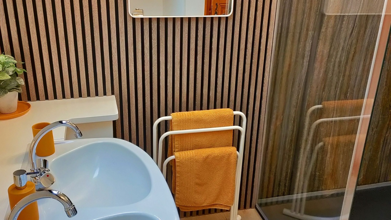 Photo of Bathroom in Saint-Cyprien-sur-Dourdou