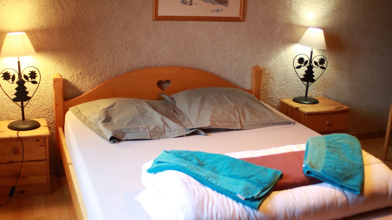 Photo of Others in Hotonnes