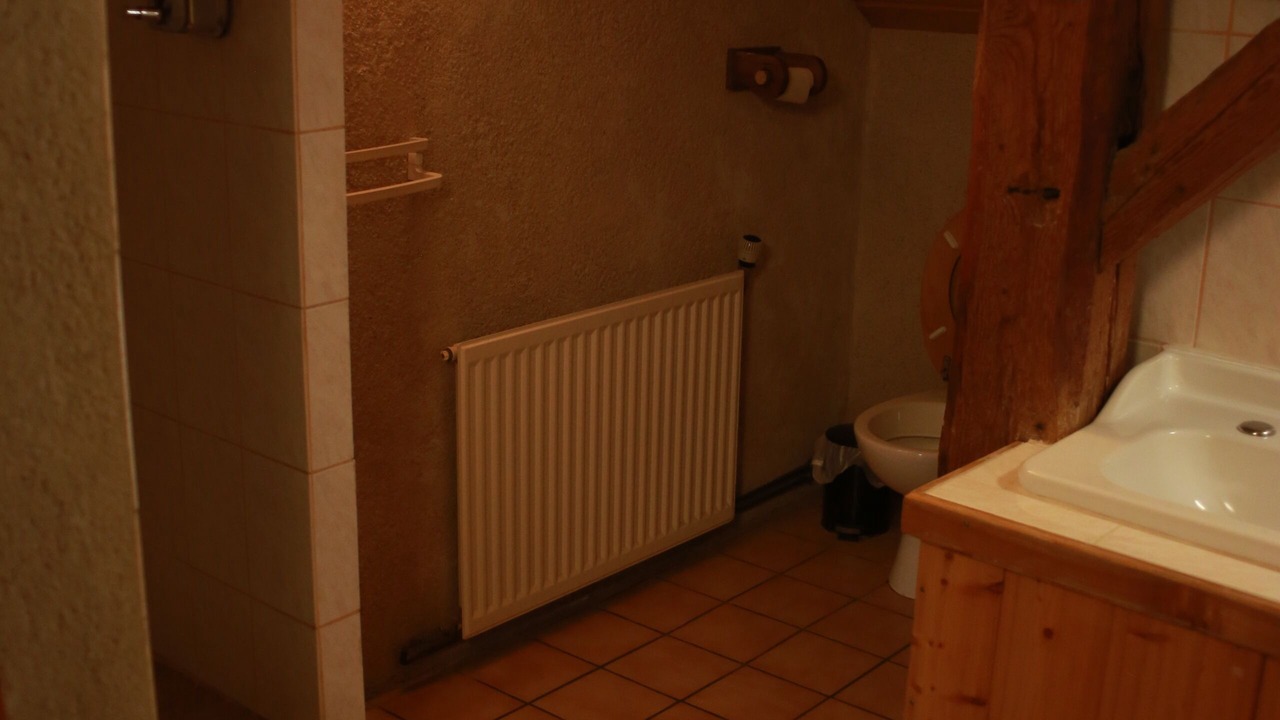 Photo of Others in Hotonnes