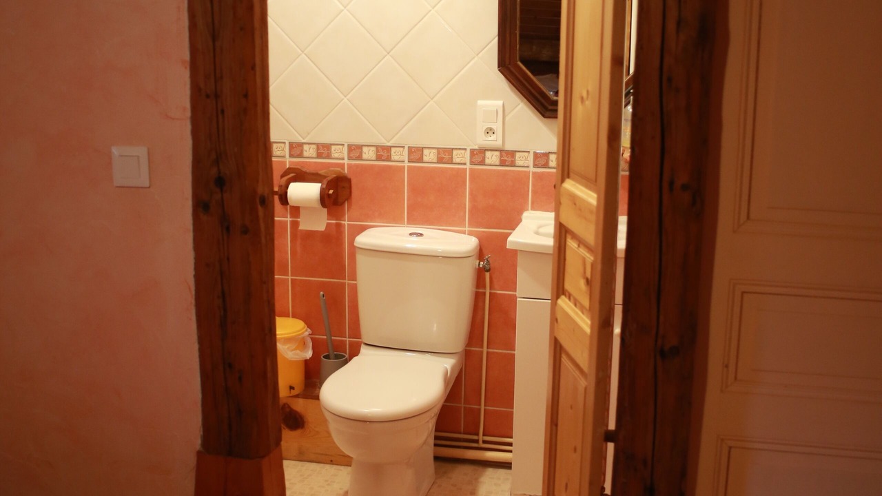 Photo of Others in Hotonnes