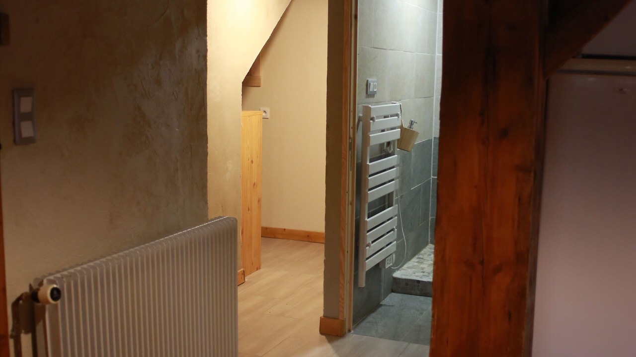 Photo of Others in Hotonnes