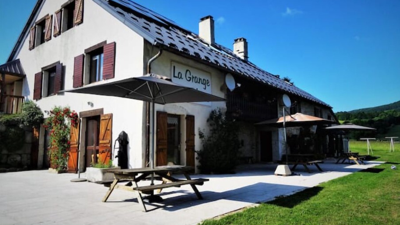 Photo of Outdoor in Hotonnes