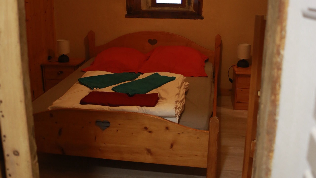 Photo of Others in Hotonnes