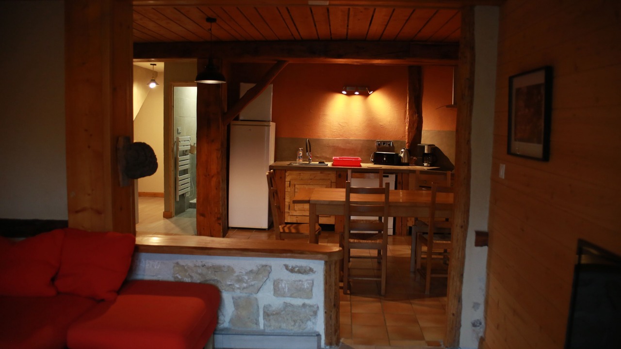 Photo of Others in Hotonnes