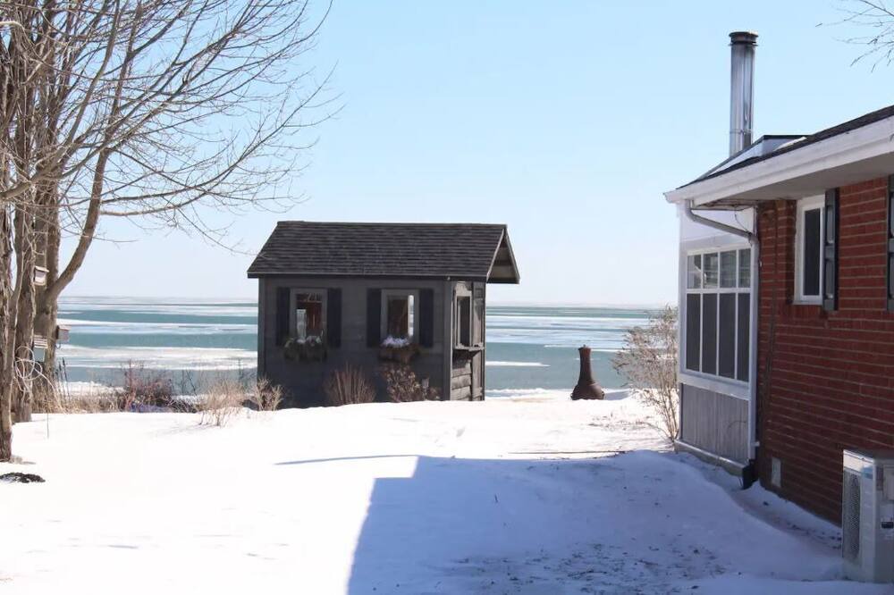 Photo of Outdoor in Romney