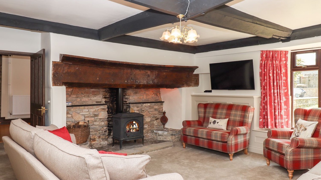 Photo of Livingroom in Compton Martin