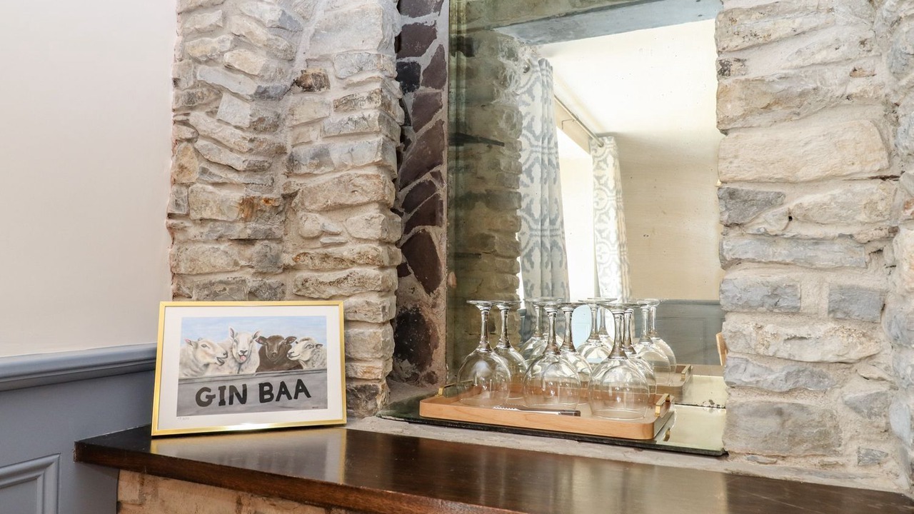 Photo of Others in Compton Martin