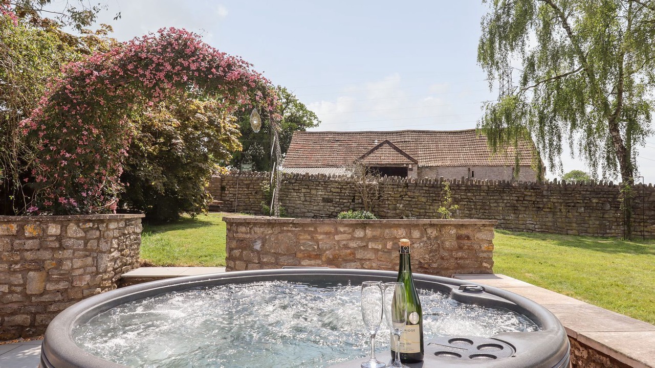 Photo of Outdoor in Compton Martin