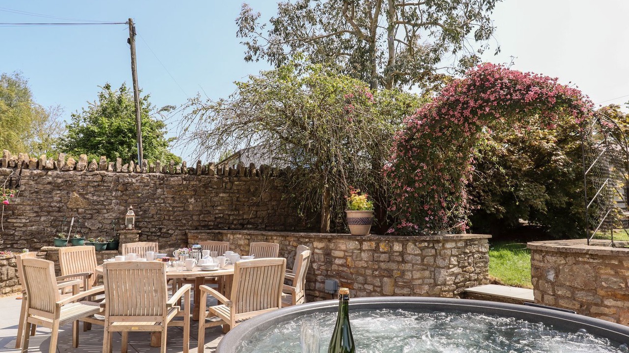 Photo of Outdoor in Compton Martin