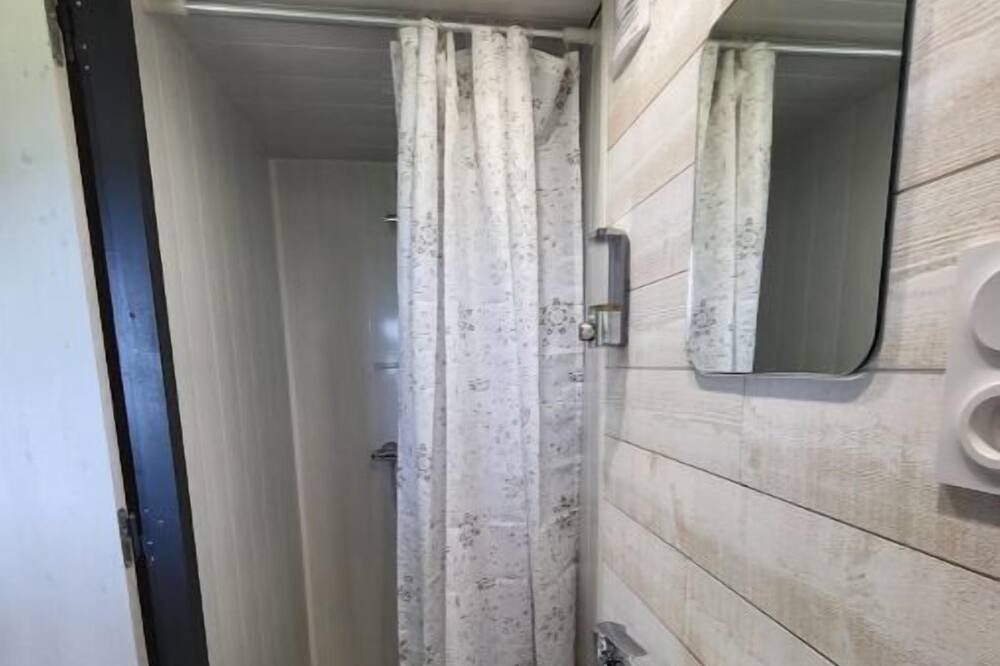 Photo of Bathroom in Saint-Loubes