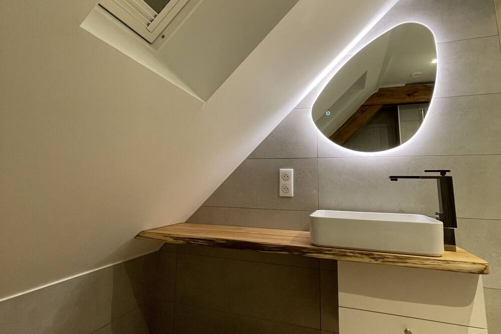 Photo of Bathroom in Hoffen